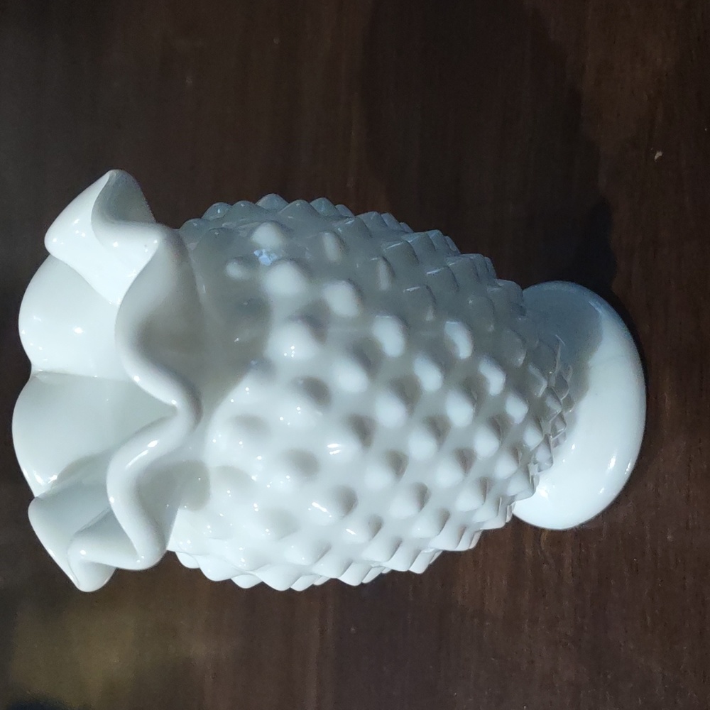 Fenton white hobnail bud vase